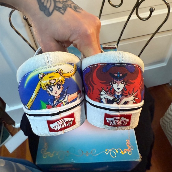 Sailor Moon Classic x Van cushion slip on - Picture 5 of 10